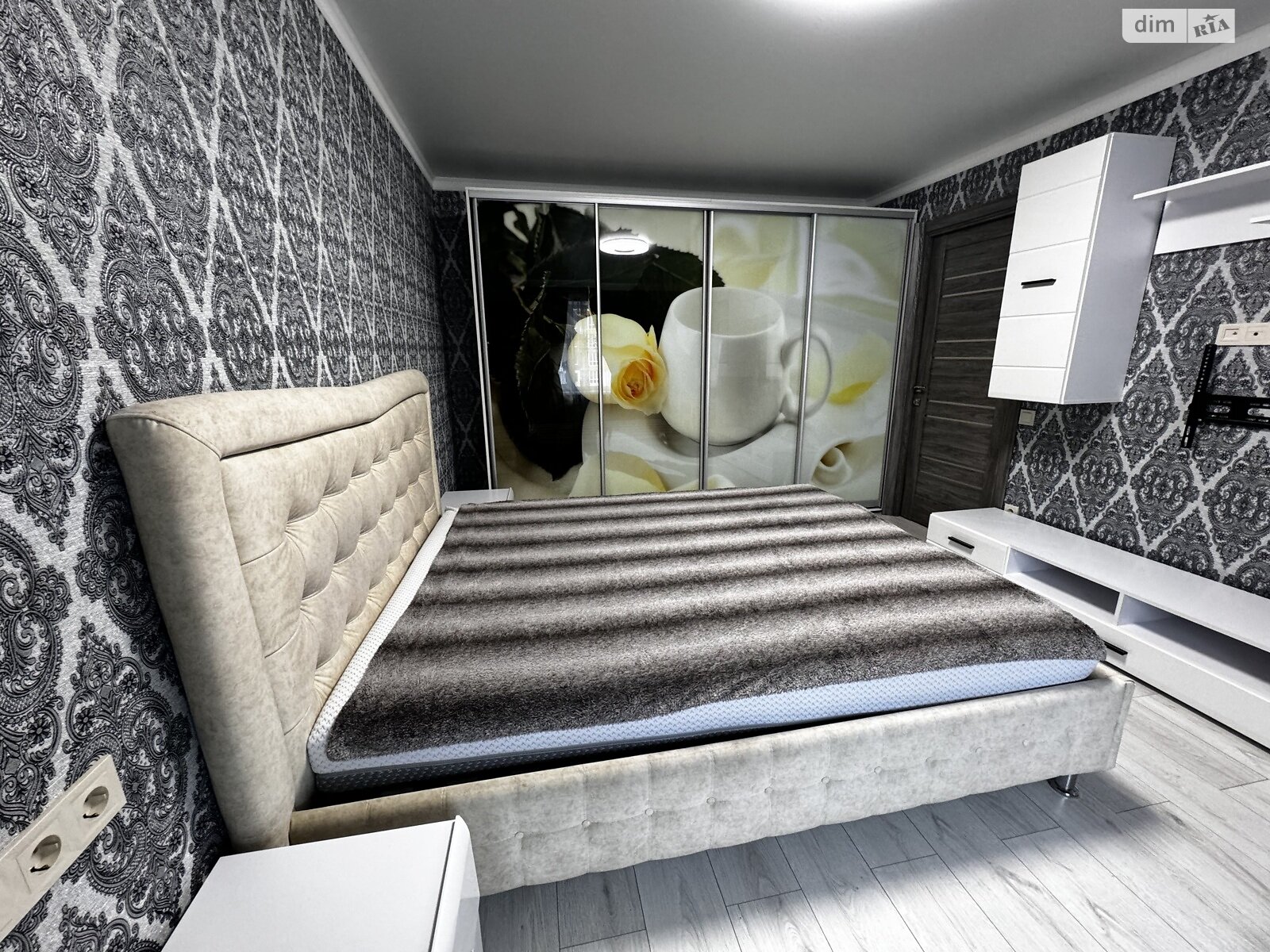 Продаж двокімнатної квартири в Вінницьких Хуторах, на шосе Немирівське, фото 1 Продаж двокімнатної квартири в Вінницьких Хуторах, на шосе Немирівське, фото 1