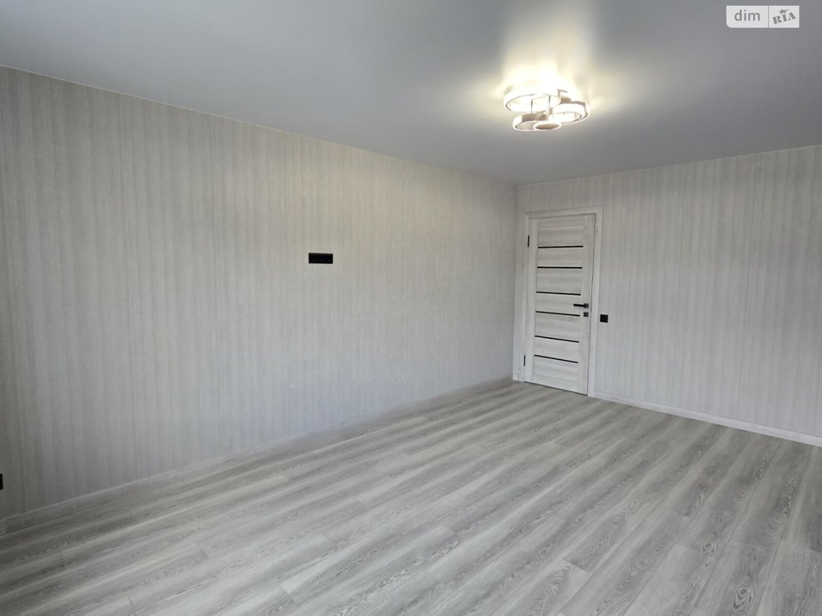 Продаж двокімнатної квартири в Вінницьких Хуторах, на шосе Немирівське, фото 1 Продаж двокімнатної квартири в Вінницьких Хуторах, на шосе Немирівське, фото 1