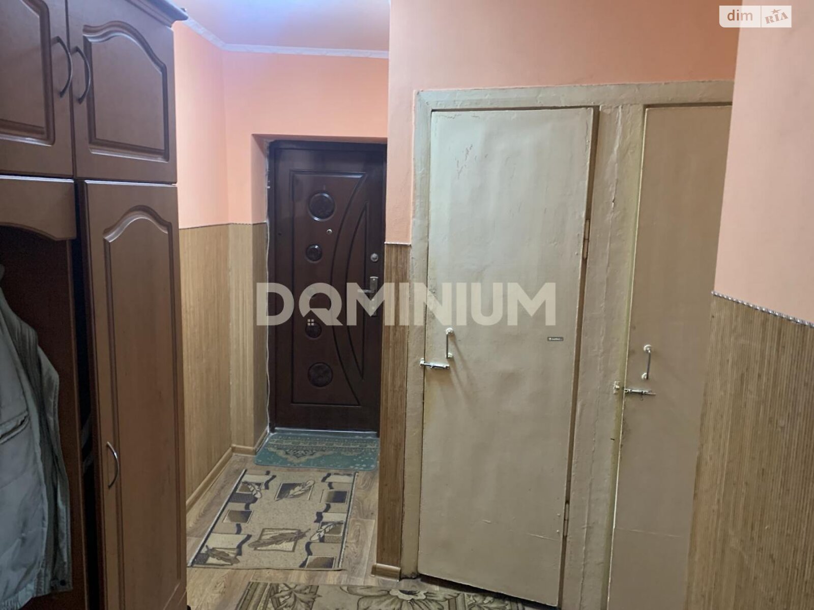 Продажа трехкомнатной квартиры в Виноградове, на ул. Федора Корятовича 7, фото 1 Продажа трехкомнатной квартиры в Виноградове, на ул. Федора Корятовича 7, фото 1
