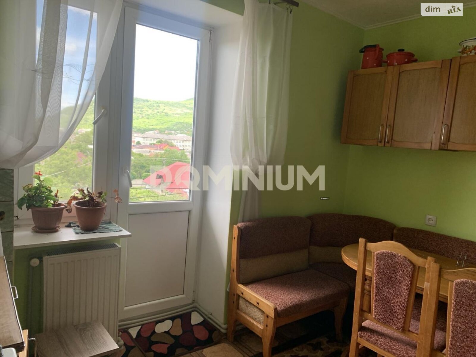 Продажа трехкомнатной квартиры в Виноградове, на ул. Героев Майдана 2, фото 1 Продажа трехкомнатной квартиры в Виноградове, на ул. Героев Майдана 2, фото 1