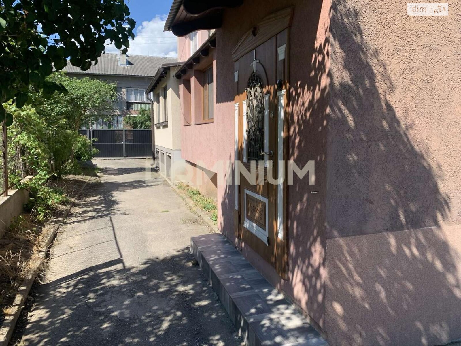 Продаж трикімнатної квартири в Виноградові, на вул. Лучкая 1, фото 1 Продаж трикімнатної квартири в Виноградові, на вул. Лучкая 1, фото 1
