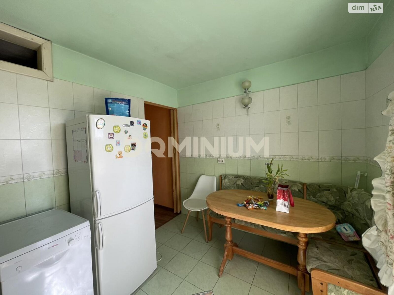 Продаж двокімнатної квартири в Виноградові, на вул. Станційна 1, фото 1 Продаж двокімнатної квартири в Виноградові, на вул. Станційна 1, фото 1