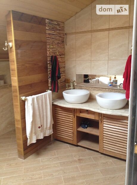 Продажа пятикомнатной квартиры в Виноградове, на пл. Мира 56, кв. 1, район Виноградов фото 1 Продажа пятикомнатной квартиры в Виноградове, на пл. Мира 56, кв. 1, район Виноградов фото 1