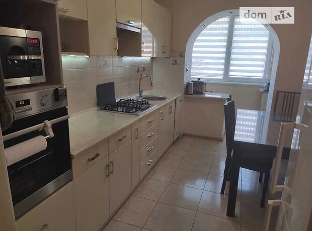 Продажа четырехкомнатной квартиры в Виноградове, на Ломоносова 4, кв. 8, район Виноградов фото 1 Продажа четырехкомнатной квартиры в Виноградове, на Ломоносова 4, кв. 8, район Виноградов фото 1