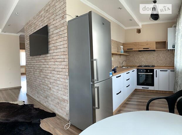 Продажа трехкомнатной квартиры в Виноградове, на Миру Вулиця 29 район Виноградов фото 1 Продажа трехкомнатной квартиры в Виноградове, на Миру Вулиця 29 район Виноградов фото 1
