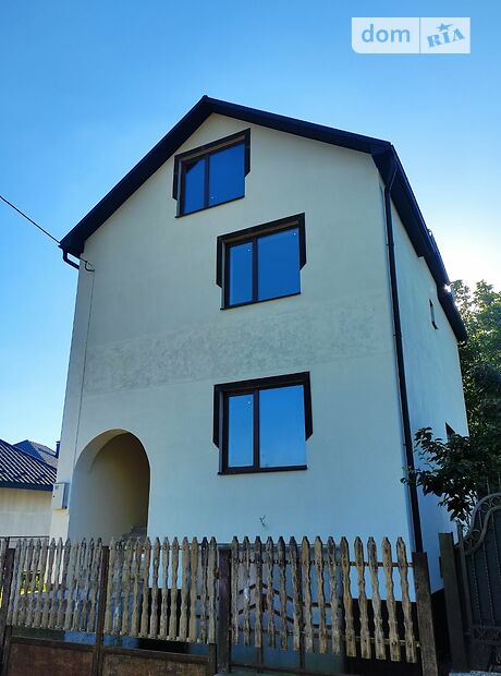 Продажа пятикомнатной квартиры в Виноградове, на Залізнична 13 район Виноградов фото 1 Продажа пятикомнатной квартиры в Виноградове, на Залізнична 13 район Виноградов фото 1