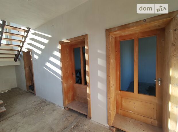 Продажа пятикомнатной квартиры в Виноградове, на Залізнична 13 район Виноградов фото 1 Продажа пятикомнатной квартиры в Виноградове, на Залізнична 13 район Виноградов фото 1