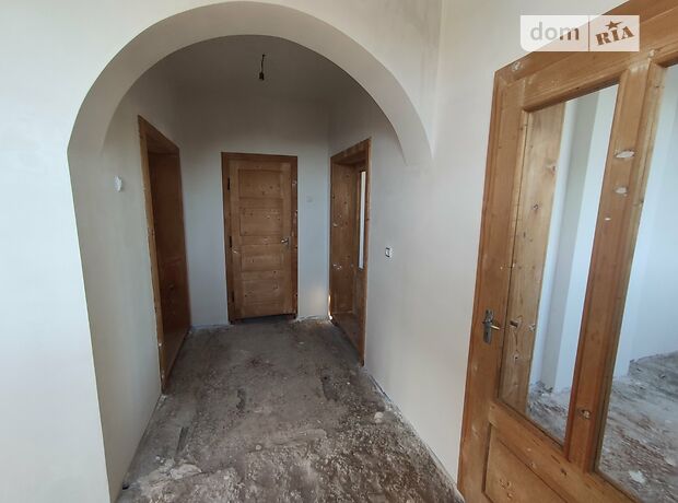 Продажа пятикомнатной квартиры в Виноградове, на Залізнична 13 район Виноградов фото 1 Продажа пятикомнатной квартиры в Виноградове, на Залізнична 13 район Виноградов фото 1