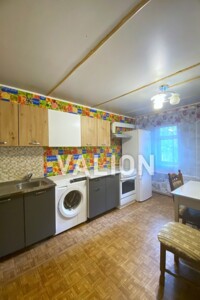 Продаж двокімнатної квартири в Вишневому, на вул. Балукова, фото 2