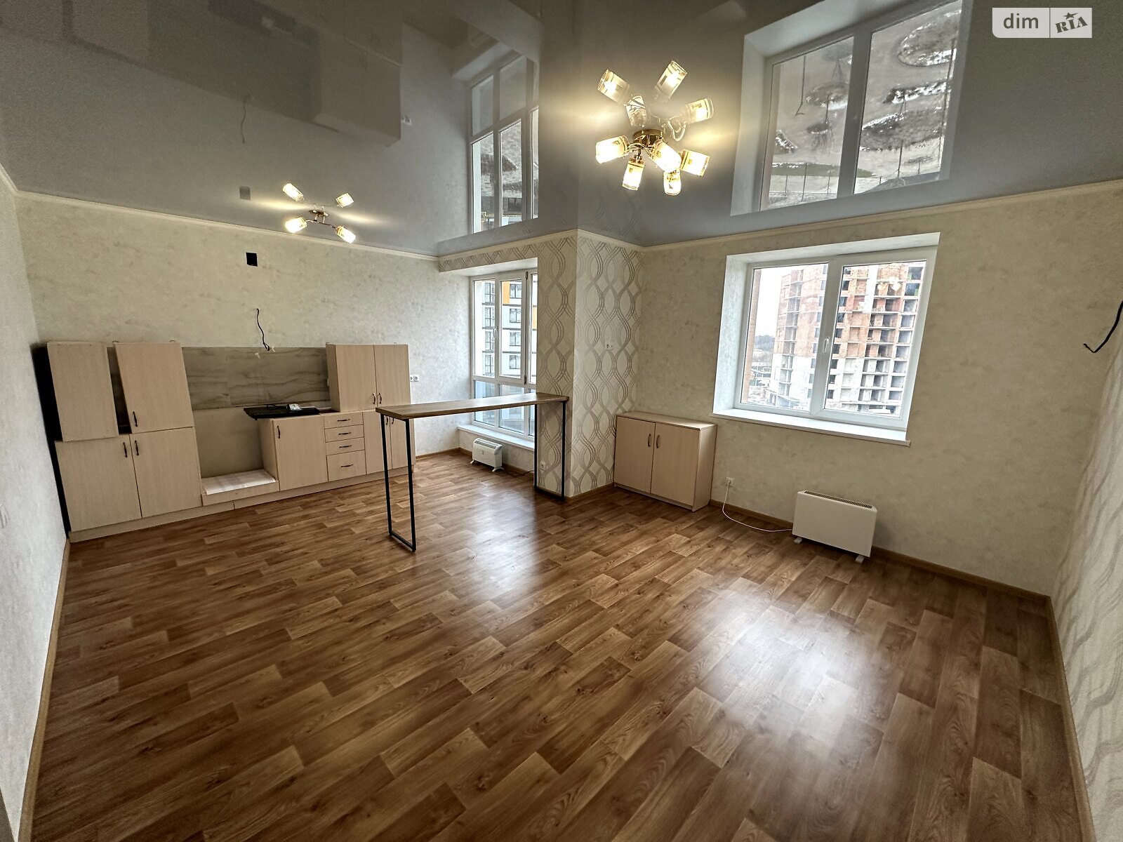 Продаж однокімнатної квартири в Вишневому, на вул. Європейська 32/1Б, фото 1