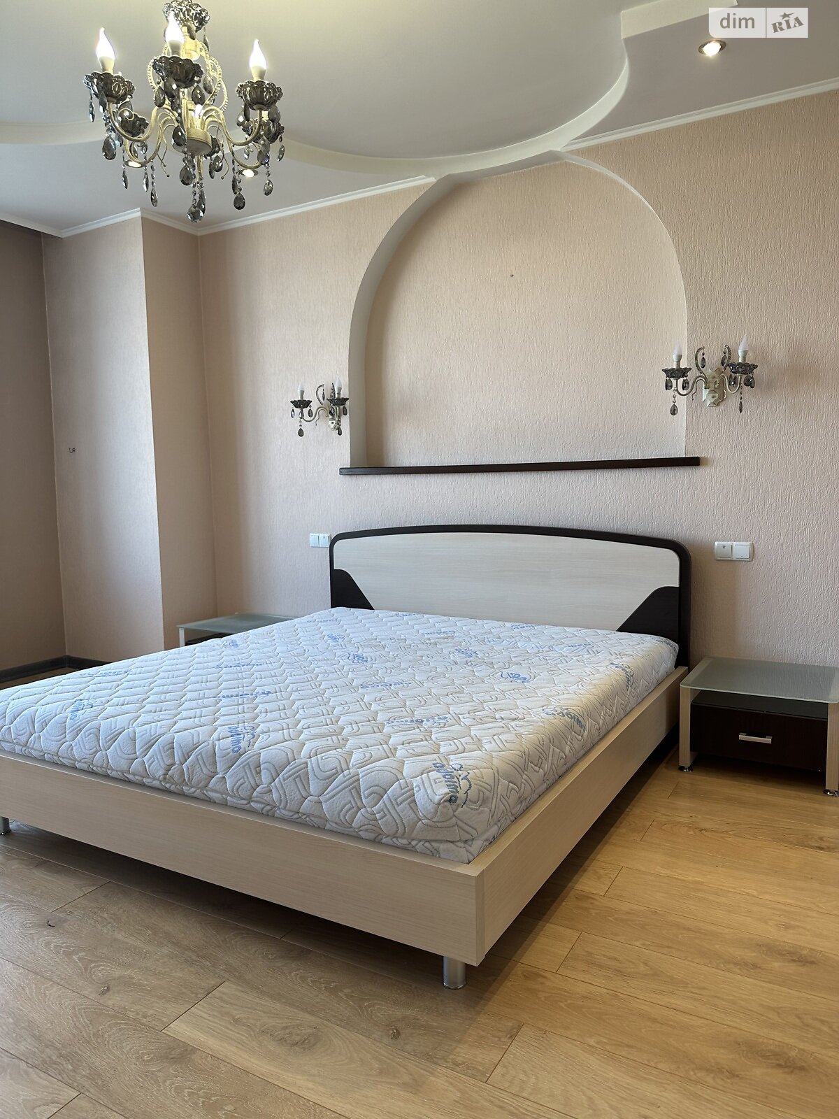 Продажа пятикомнатной квартиры в Вишневом, на ул. Машиностроителей 17А, фото 1 Продажа пятикомнатной квартиры в Вишневом, на ул. Машиностроителей 17А, фото 1