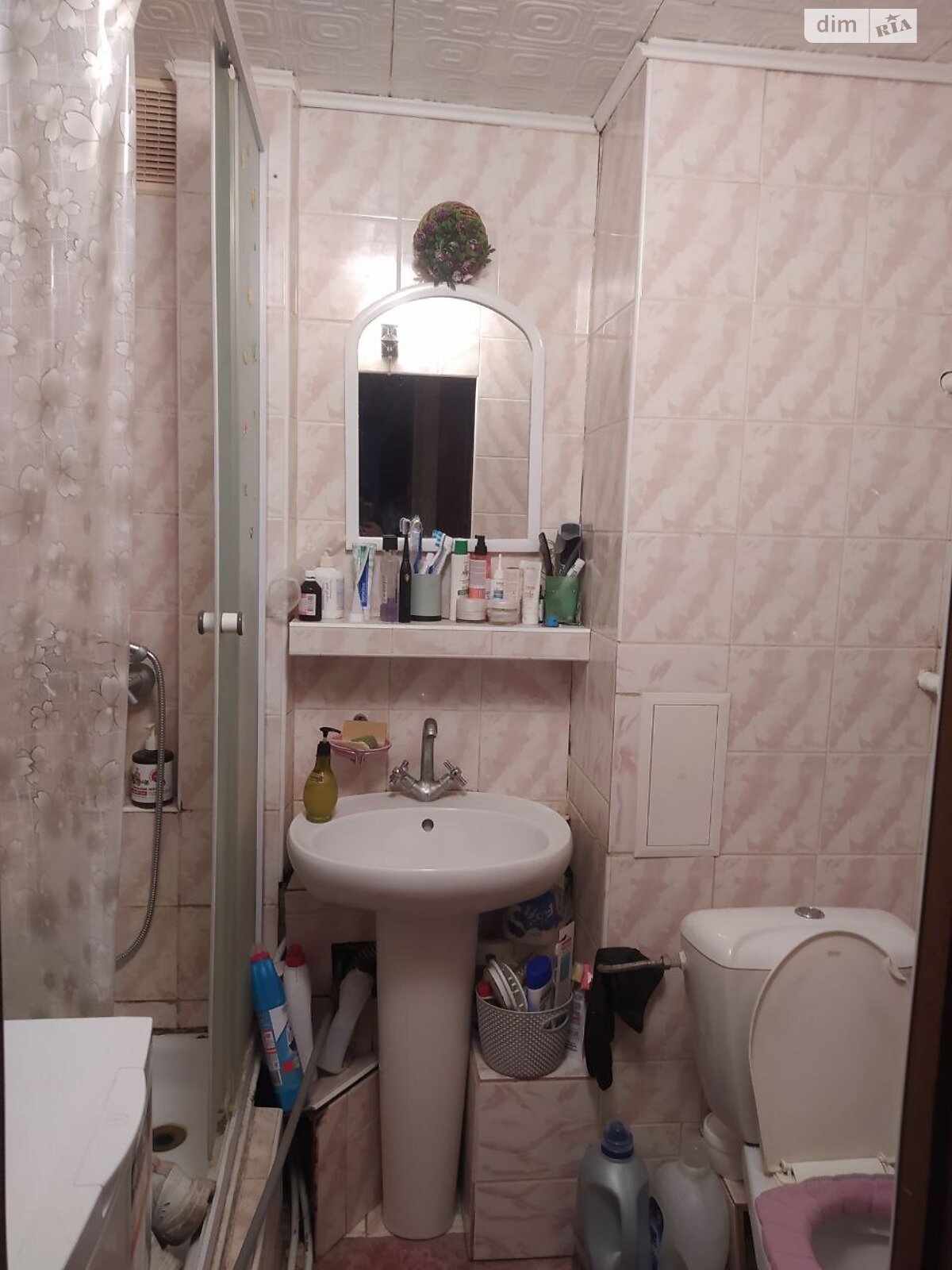 Продаж трикімнатної квартири в Вишневому, на вул. Святошинська 31 корпус 2, фото 1 Продаж трикімнатної квартири в Вишневому, на вул. Святошинська 31 корпус 2, фото 1