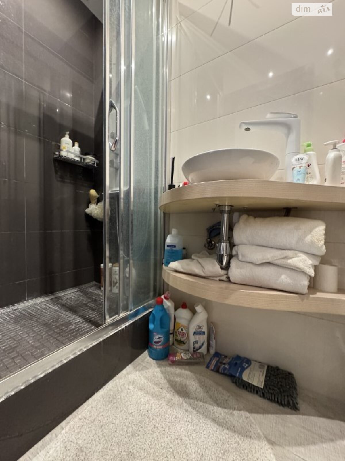 Продаж трикімнатної квартири в Вишневому, на вул. Святошинська 27А, фото 1