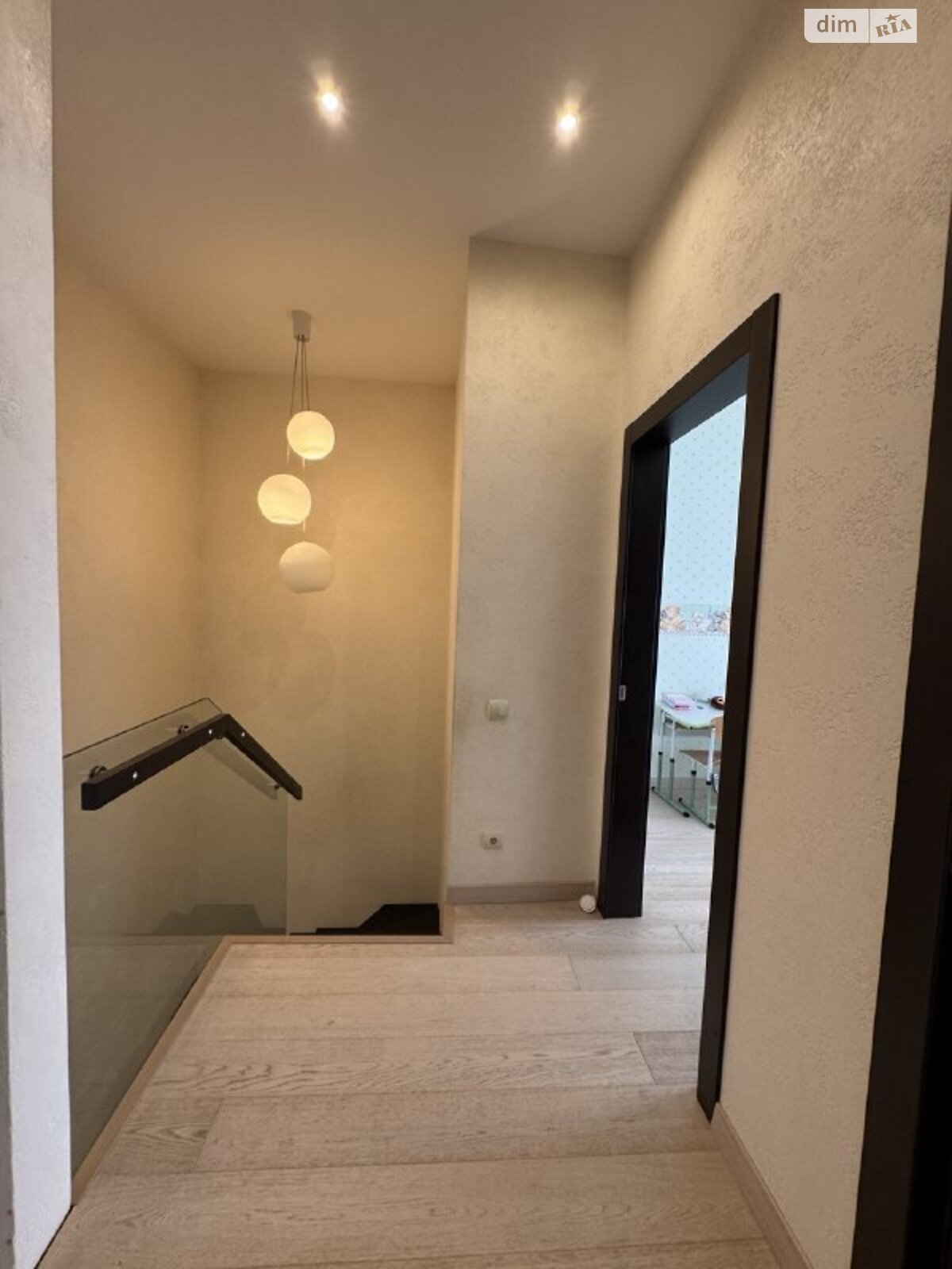 Продаж трикімнатної квартири в Вишневому, на вул. Святошинська 27А, фото 1