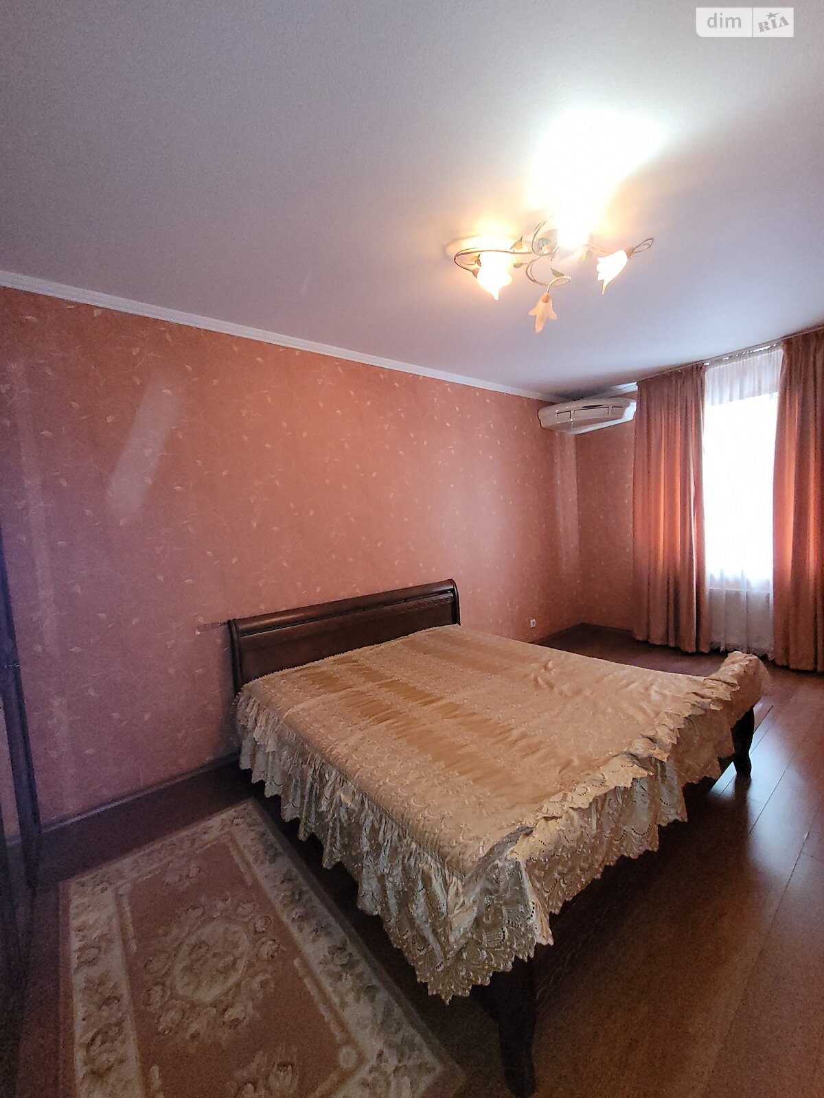 Продажа трехкомнатной квартиры в Вишневом, на ул. Святоюрьевская 28, фото 1 Продажа трехкомнатной квартиры в Вишневом, на ул. Святоюрьевская 28, фото 1