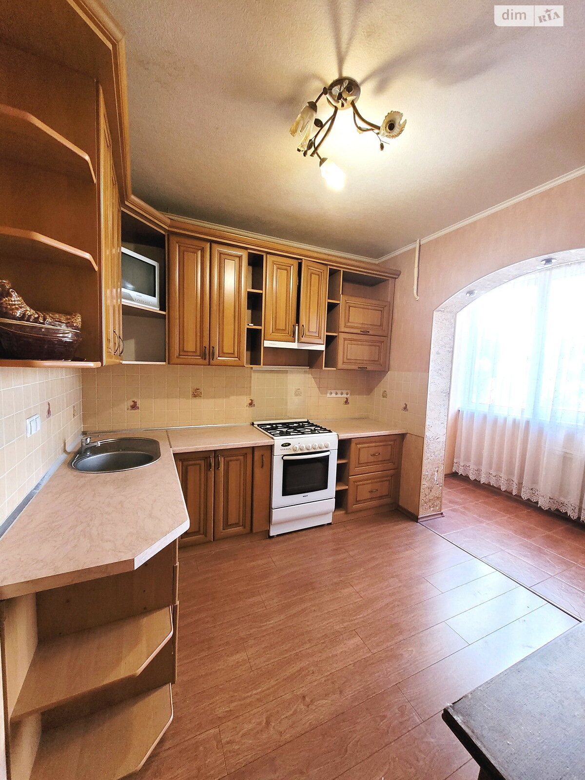 Продажа трехкомнатной квартиры в Вишневом, на ул. Святоюрьевская 28, фото 1 Продажа трехкомнатной квартиры в Вишневом, на ул. Святоюрьевская 28, фото 1