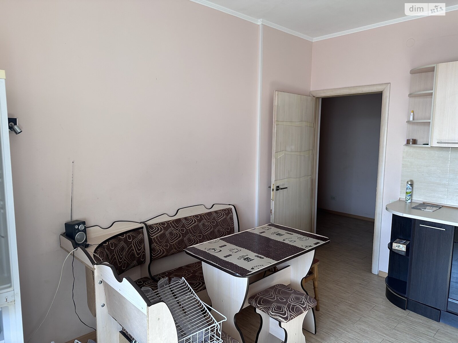 Продаж трикімнатної квартири в Вишневому, на вул. Південна 5Б, фото 1 Продаж трикімнатної квартири в Вишневому, на вул. Південна 5Б, фото 1