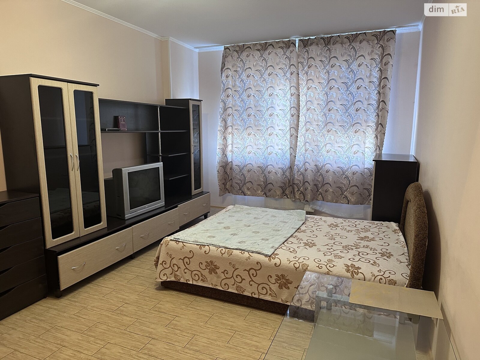 Продаж трикімнатної квартири в Вишневому, на вул. Південна 5Б, фото 1 Продаж трикімнатної квартири в Вишневому, на вул. Південна 5Б, фото 1