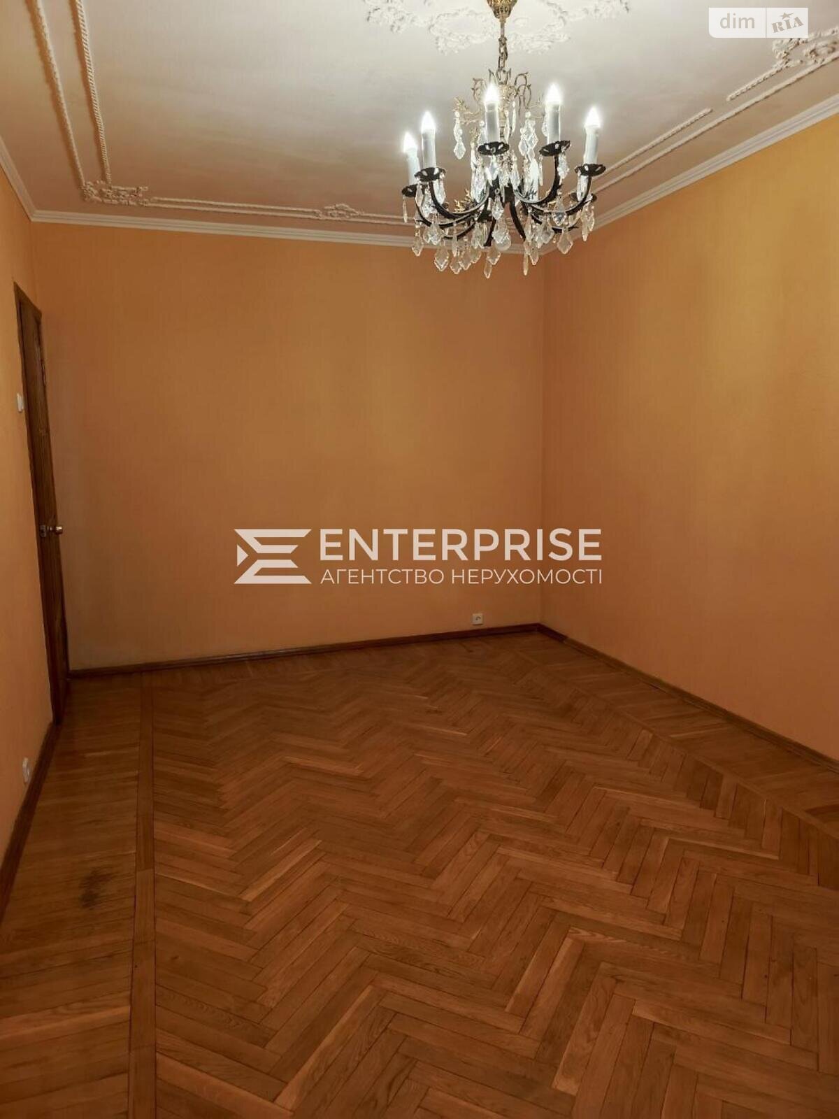 Продаж трикімнатної квартири в Вишневому, на вул. Південна 3, фото 1 Продаж трикімнатної квартири в Вишневому, на вул. Південна 3, фото 1