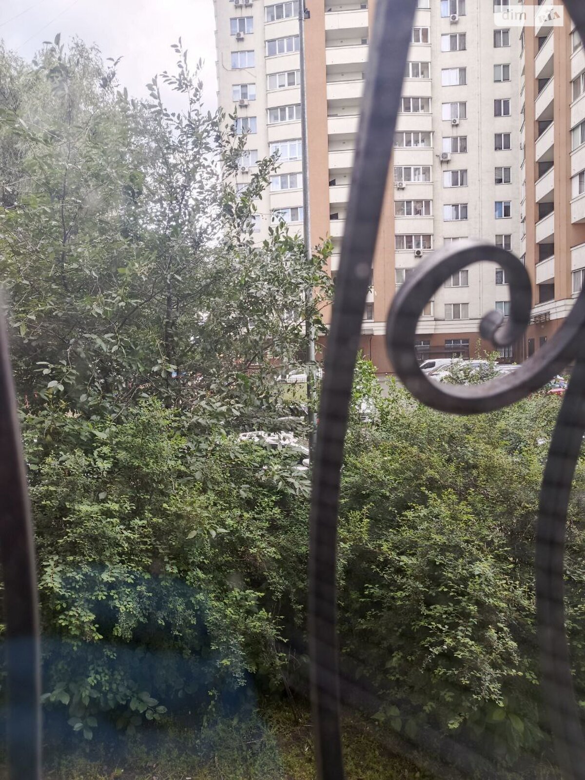 Продаж трикімнатної квартири в Вишневому, на вул. Південна 3, фото 1 Продаж трикімнатної квартири в Вишневому, на вул. Південна 3, фото 1