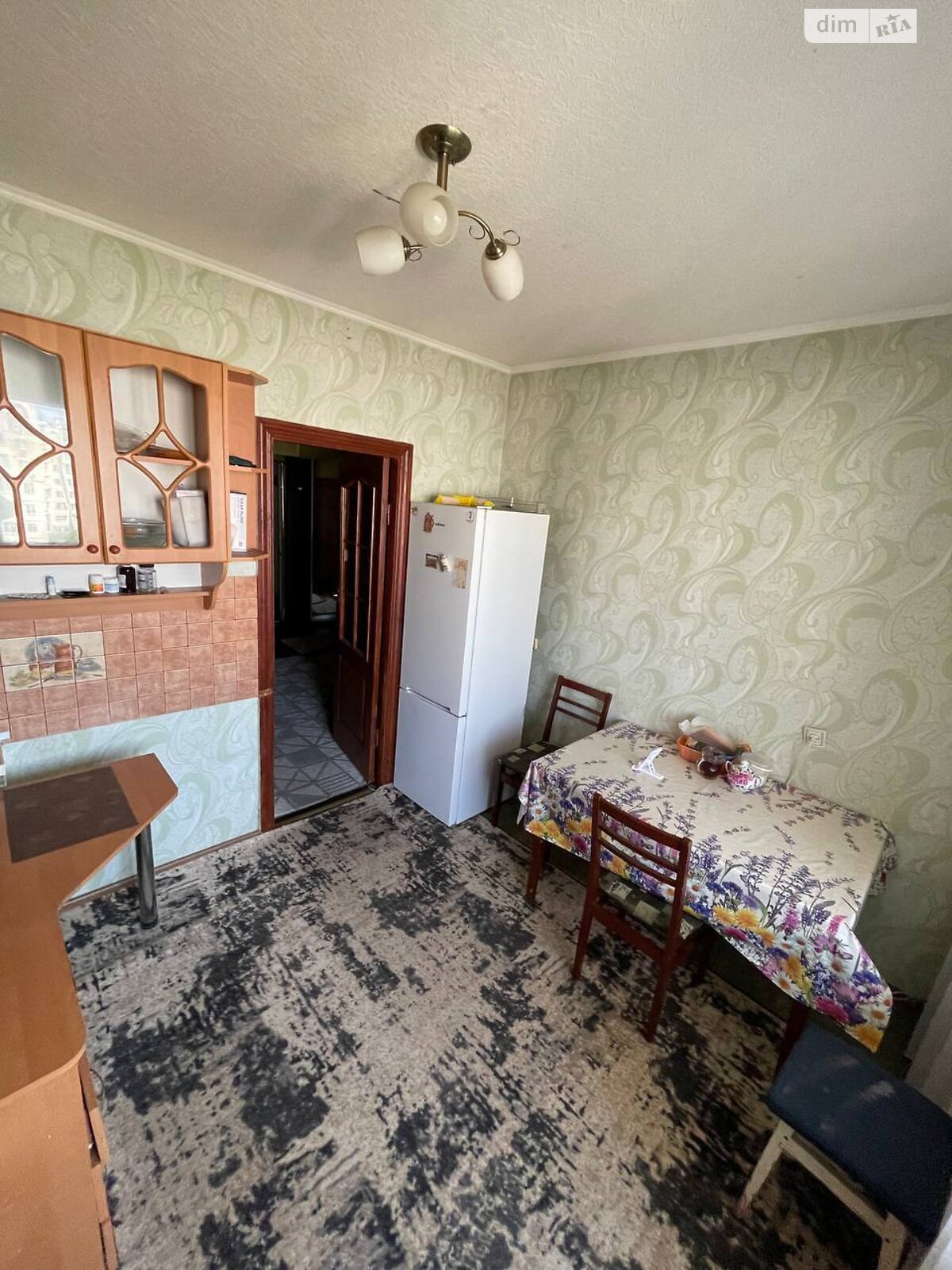 Продаж трикімнатної квартири в Вишневому, на вул. Південна 9, фото 1 Продаж трикімнатної квартири в Вишневому, на вул. Південна 9, фото 1