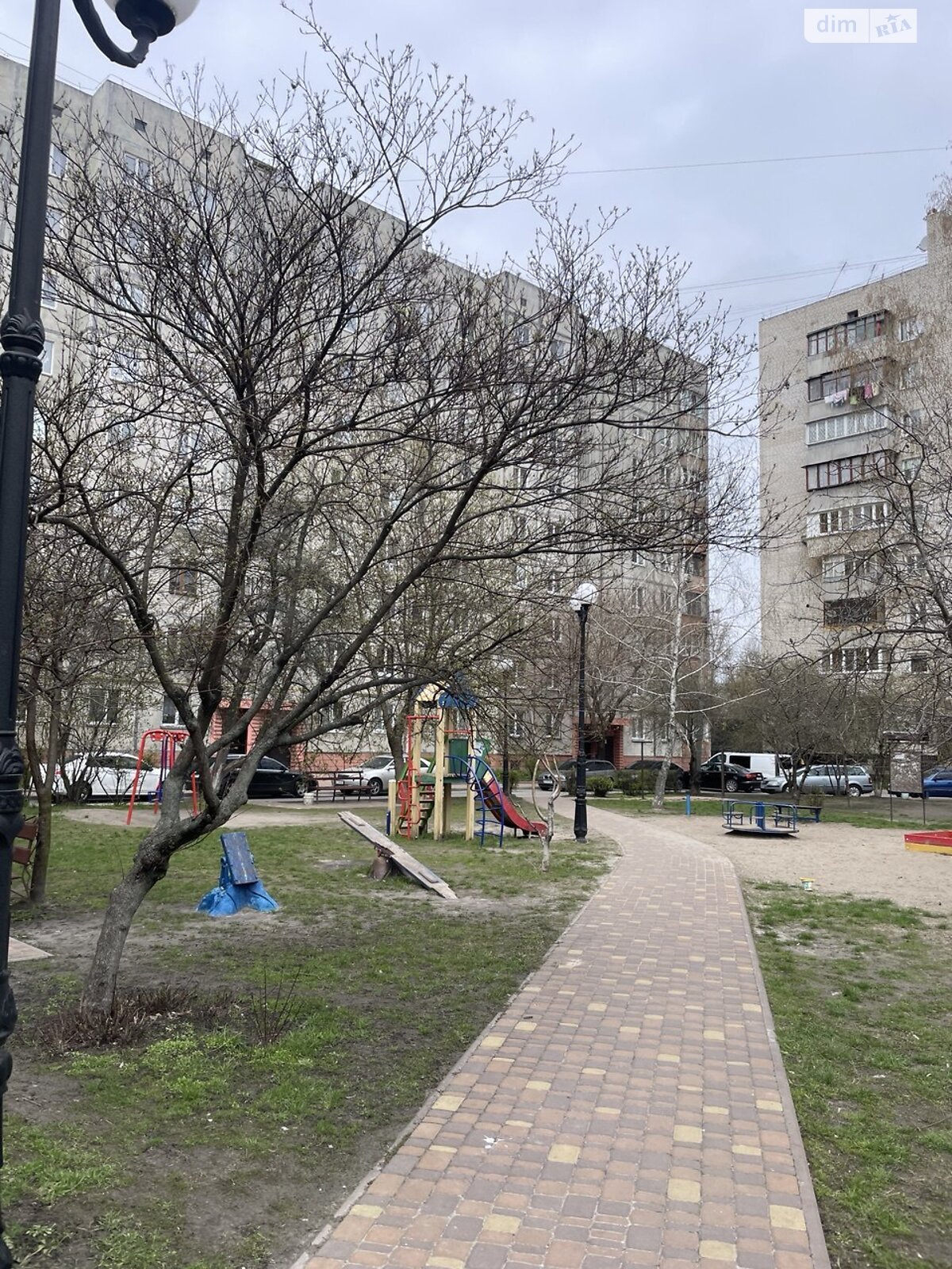 Продаж трикімнатної квартири в Вишневому, на вул. Південна 3, фото 1 Продаж трикімнатної квартири в Вишневому, на вул. Південна 3, фото 1