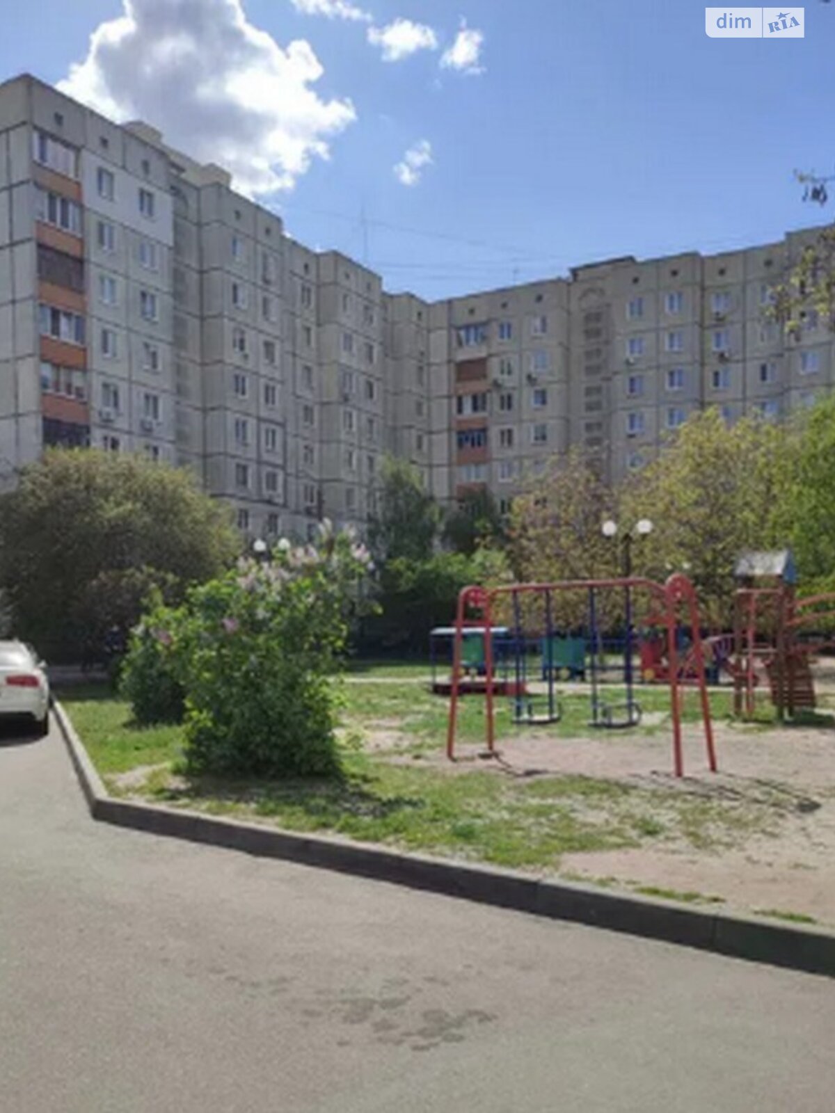 Продаж трикімнатної квартири в Вишневому, на вул. Південна 3, фото 1 Продаж трикімнатної квартири в Вишневому, на вул. Південна 3, фото 1