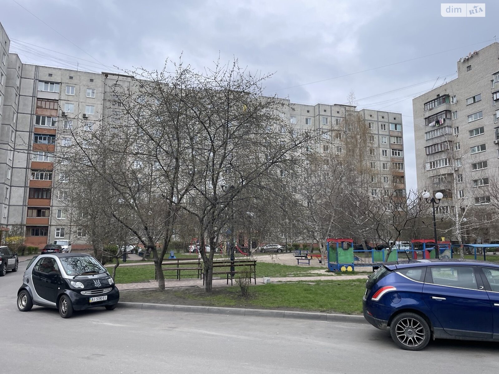 Продаж трикімнатної квартири в Вишневому, на вул. Південна 3, фото 1 Продаж трикімнатної квартири в Вишневому, на вул. Південна 3, фото 1