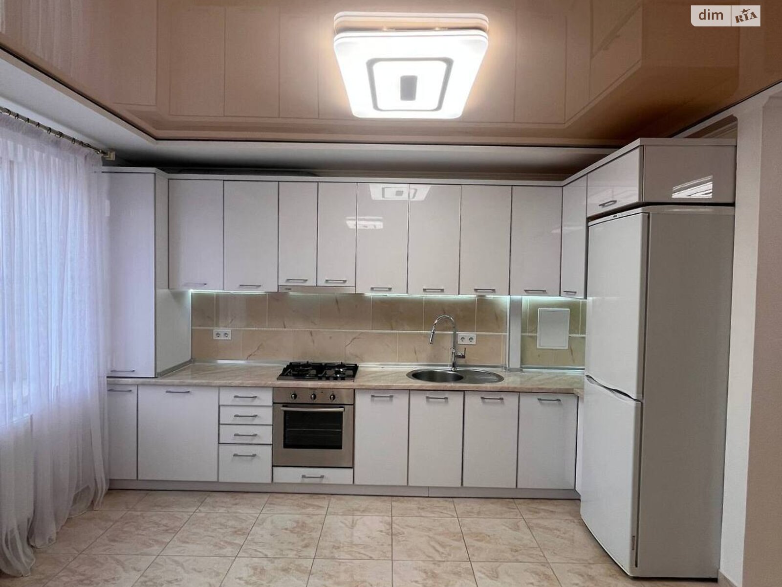 Продаж п`ятикімнатної квартири в Вовчинцю, на вул. Європейська 2, фото 1 Продаж п`ятикімнатної квартири в Вовчинцю, на вул. Європейська 2, фото 1