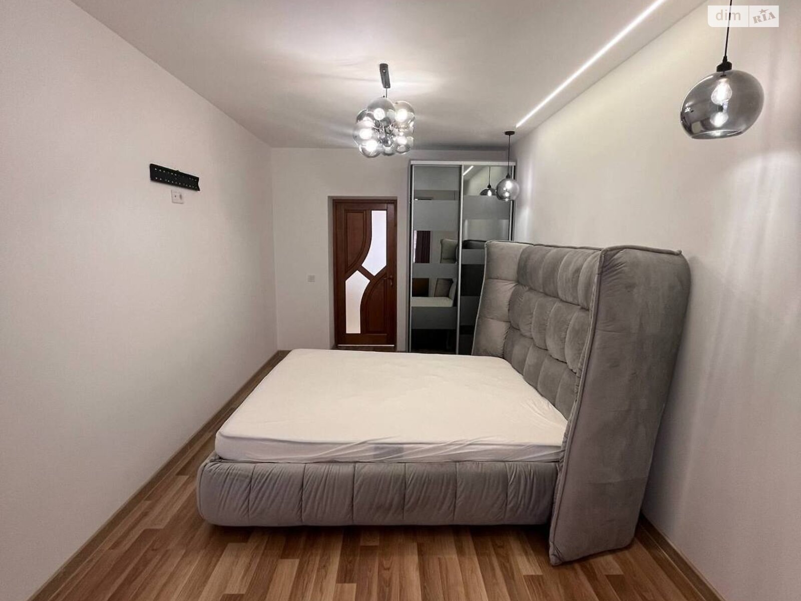 Продаж п`ятикімнатної квартири в Вовчинцю, на вул. Європейська 2, фото 1 Продаж п`ятикімнатної квартири в Вовчинцю, на вул. Європейська 2, фото 1