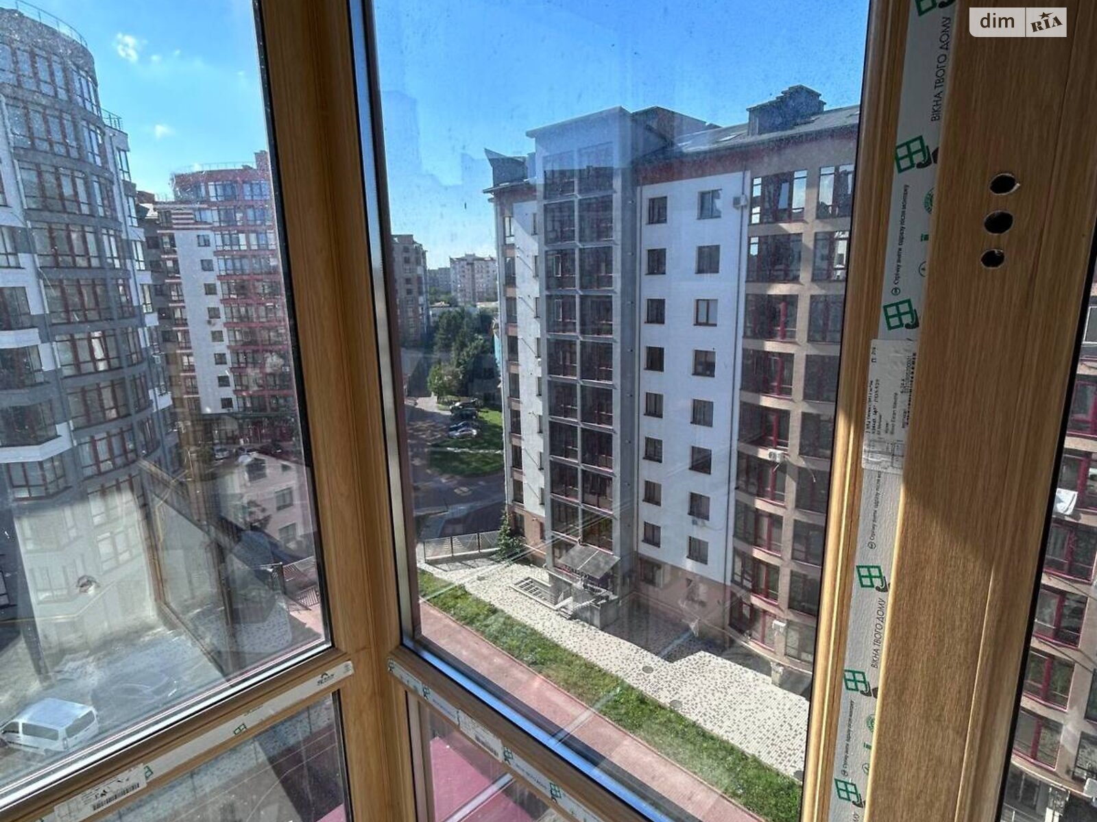 Продаж трикімнатної квартири в Вовчинцю, на вул. Європейська 3, фото 1 Продаж трикімнатної квартири в Вовчинцю, на вул. Європейська 3, фото 1