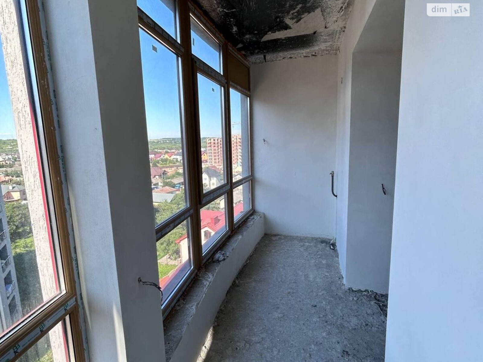 Продаж трикімнатної квартири в Вовчинцю, на вул. Європейська 3, фото 1 Продаж трикімнатної квартири в Вовчинцю, на вул. Європейська 3, фото 1