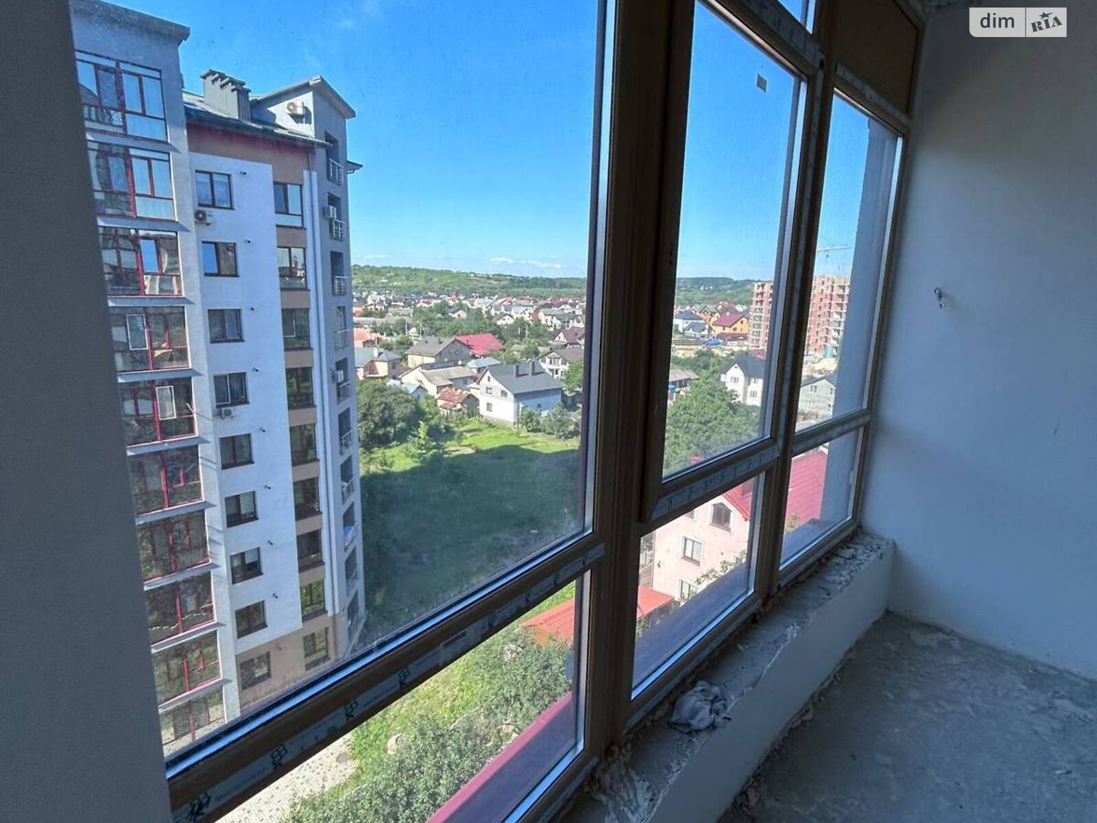Продаж трикімнатної квартири в Вовчинцю, на вул. Європейська 3, фото 1 Продаж трикімнатної квартири в Вовчинцю, на вул. Європейська 3, фото 1
