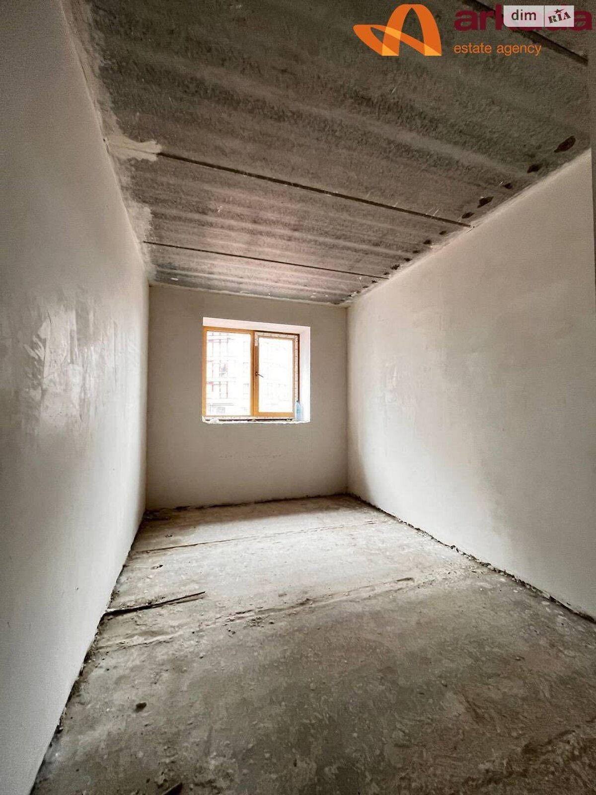 Продаж трикімнатної квартири в Вовчинцю, на вул. Європейська 3, фото 1 Продаж трикімнатної квартири в Вовчинцю, на вул. Європейська 3, фото 1