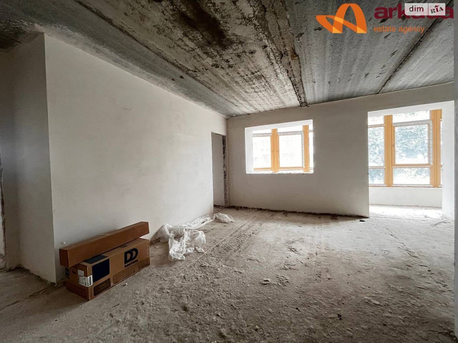 Продаж трикімнатної квартири в Вовчинцю, на вул. Європейська 3, фото 1 Продаж трикімнатної квартири в Вовчинцю, на вул. Європейська 3, фото 1