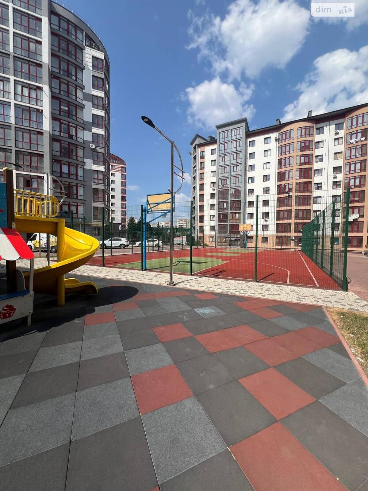 Продаж двокімнатної квартири в Вовчинцю, на вул. Європейська, район Позитрон фото 1 Продаж двокімнатної квартири в Вовчинцю, на вул. Європейська, район Позитрон фото 1