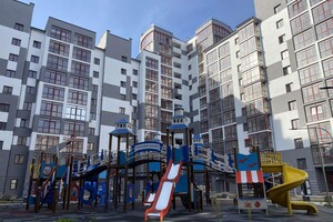Продаж трикімнатної квартири в Вовчинцю, на вул. Європейська, фото 2