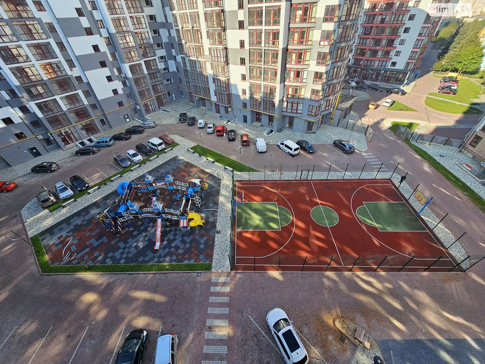 Продаж трикімнатної квартири в Вовчинцю, на вул. Європейська 3, район Кішлак фото 1 Продаж трикімнатної квартири в Вовчинцю, на вул. Європейська 3, район Кішлак фото 1