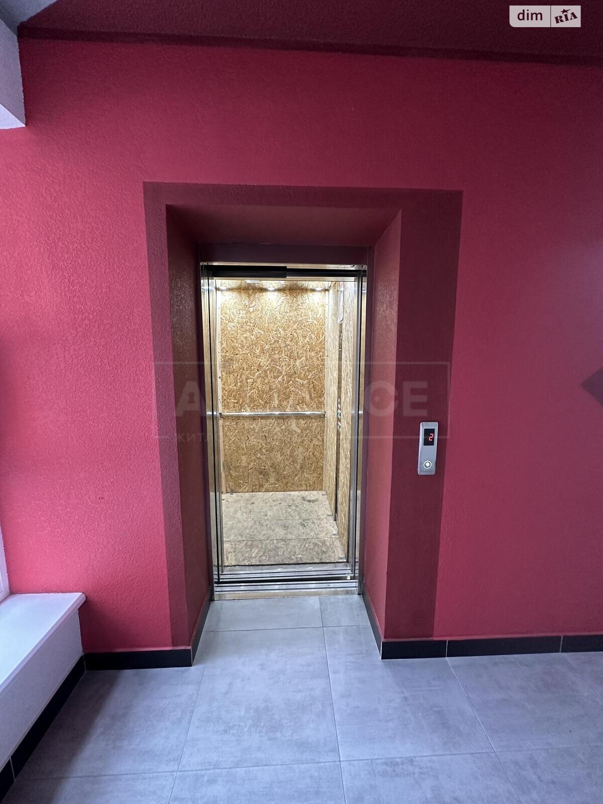 Продаж п`ятикімнатної квартири в Вовчинцю, на вул. Тараса Шевченка 115, фото 1 Продаж п`ятикімнатної квартири в Вовчинцю, на вул. Тараса Шевченка 115, фото 1