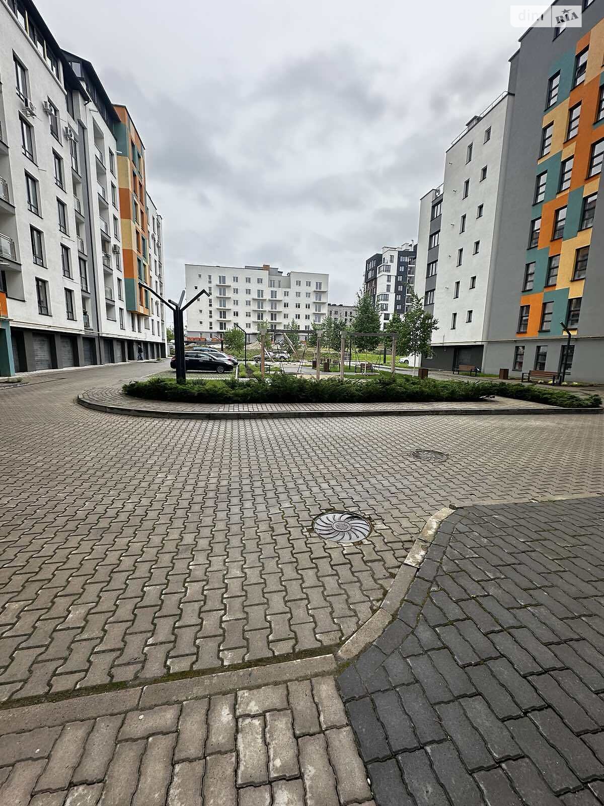 Продаж трикімнатної квартири в Вовчинцю, на вул. Тараса Шевченка 113, фото 1 Продаж трикімнатної квартири в Вовчинцю, на вул. Тараса Шевченка 113, фото 1