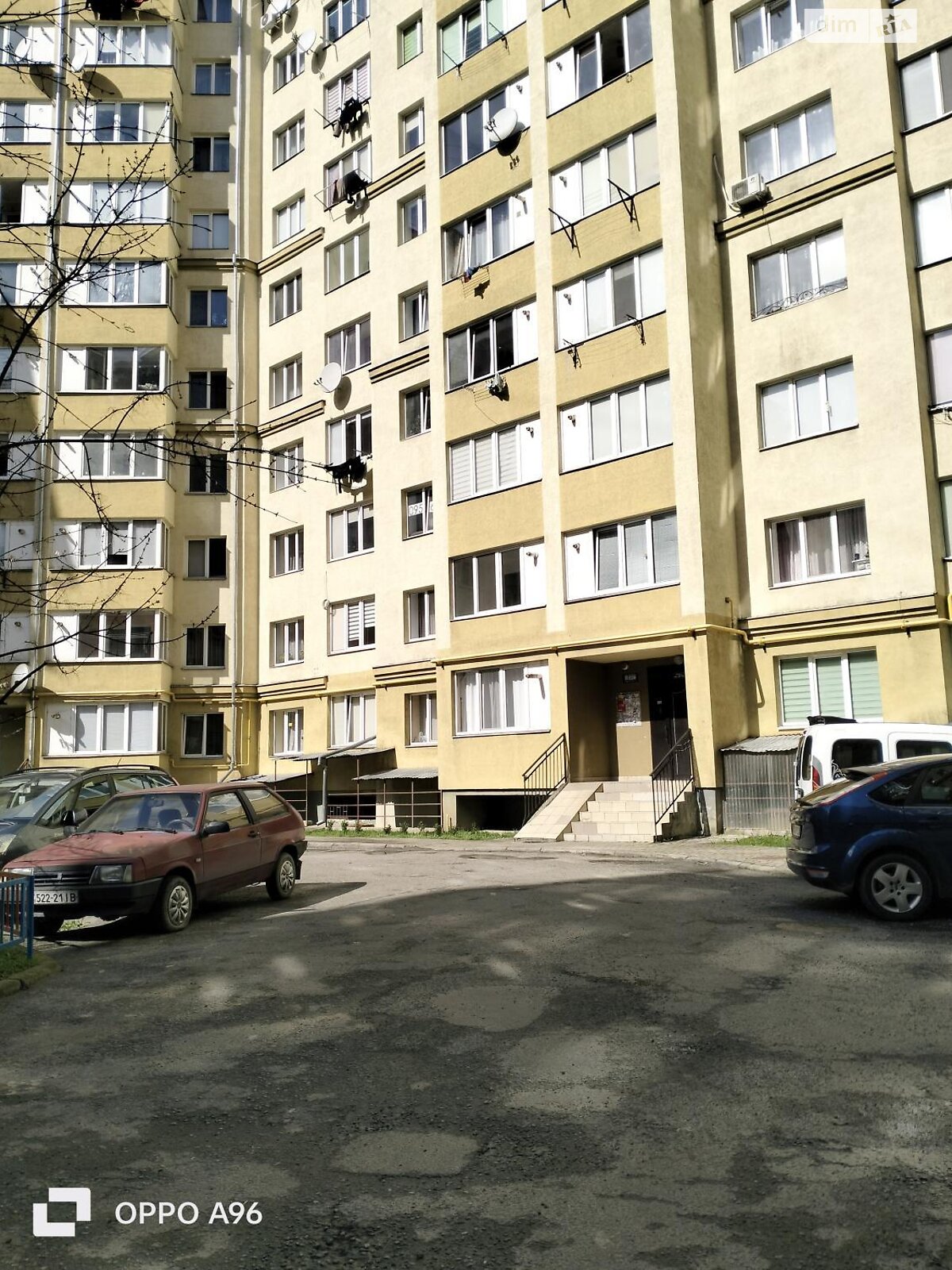 Продаж двокімнатної квартири в Вовчинцю, на вул. Василя Симоненка, фото 1 Продаж двокімнатної квартири в Вовчинцю, на вул. Василя Симоненка, фото 1
