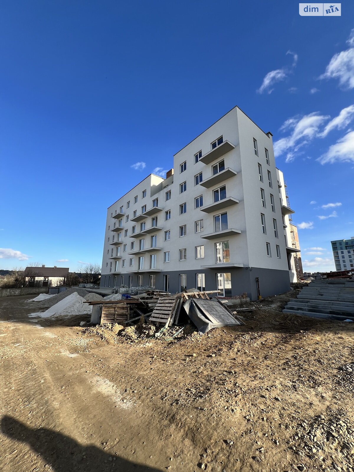 Продажа трехкомнатной квартиры в Волчинце, на Шевченка 1, фото 1 Продажа трехкомнатной квартиры в Волчинце, на Шевченка 1, фото 1