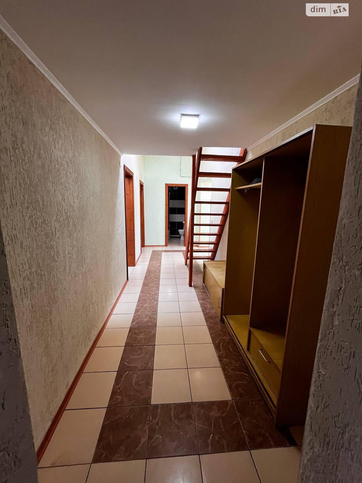 Продаж трикімнатної квартири в Вовчинцю, на вул. Вовчинецька 2А, фото 1 Продаж трикімнатної квартири в Вовчинцю, на вул. Вовчинецька 2А, фото 1