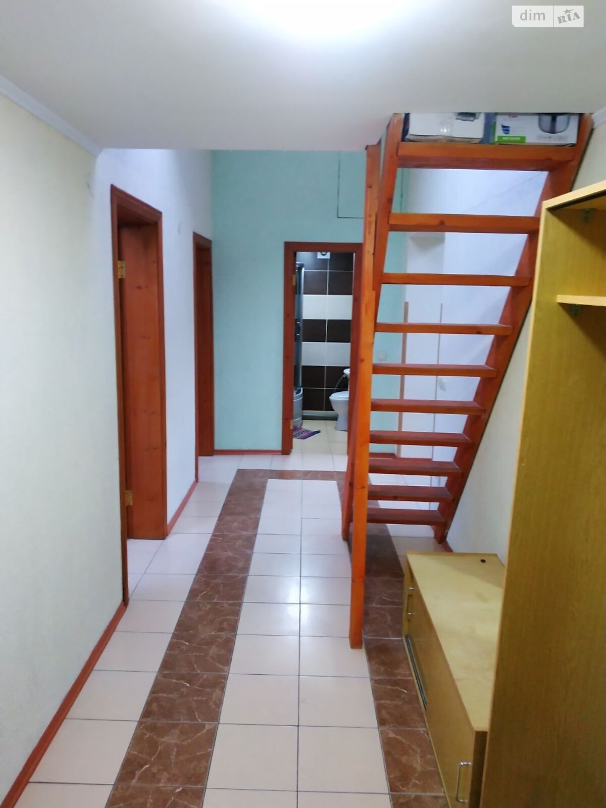 Продаж трикімнатної квартири в Вовчинцю, на вул. Вовчинецька 2А, фото 1 Продаж трикімнатної квартири в Вовчинцю, на вул. Вовчинецька 2А, фото 1