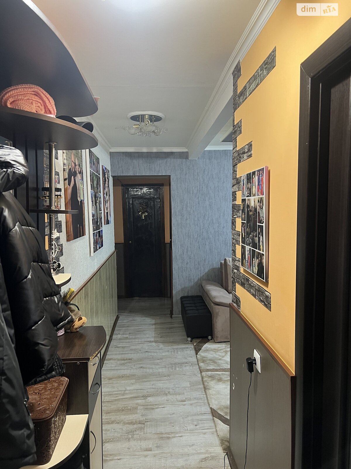 Продажа трехкомнатной квартиры в Вольногорске, на ул. Центральная 31А, кв. 17, фото 1 Продажа трехкомнатной квартиры в Вольногорске, на ул. Центральная 31А, кв. 17, фото 1