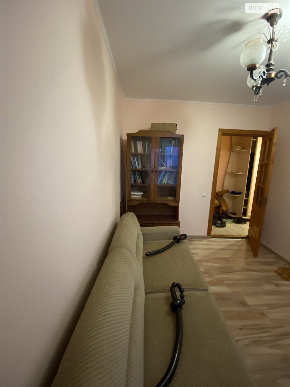 Продажа трехкомнатной квартиры в Волочиске, на ул. Короленко 7, кв. 12, район Волочиск фото 1 Продажа трехкомнатной квартиры в Волочиске, на ул. Короленко 7, кв. 12, район Волочиск фото 1