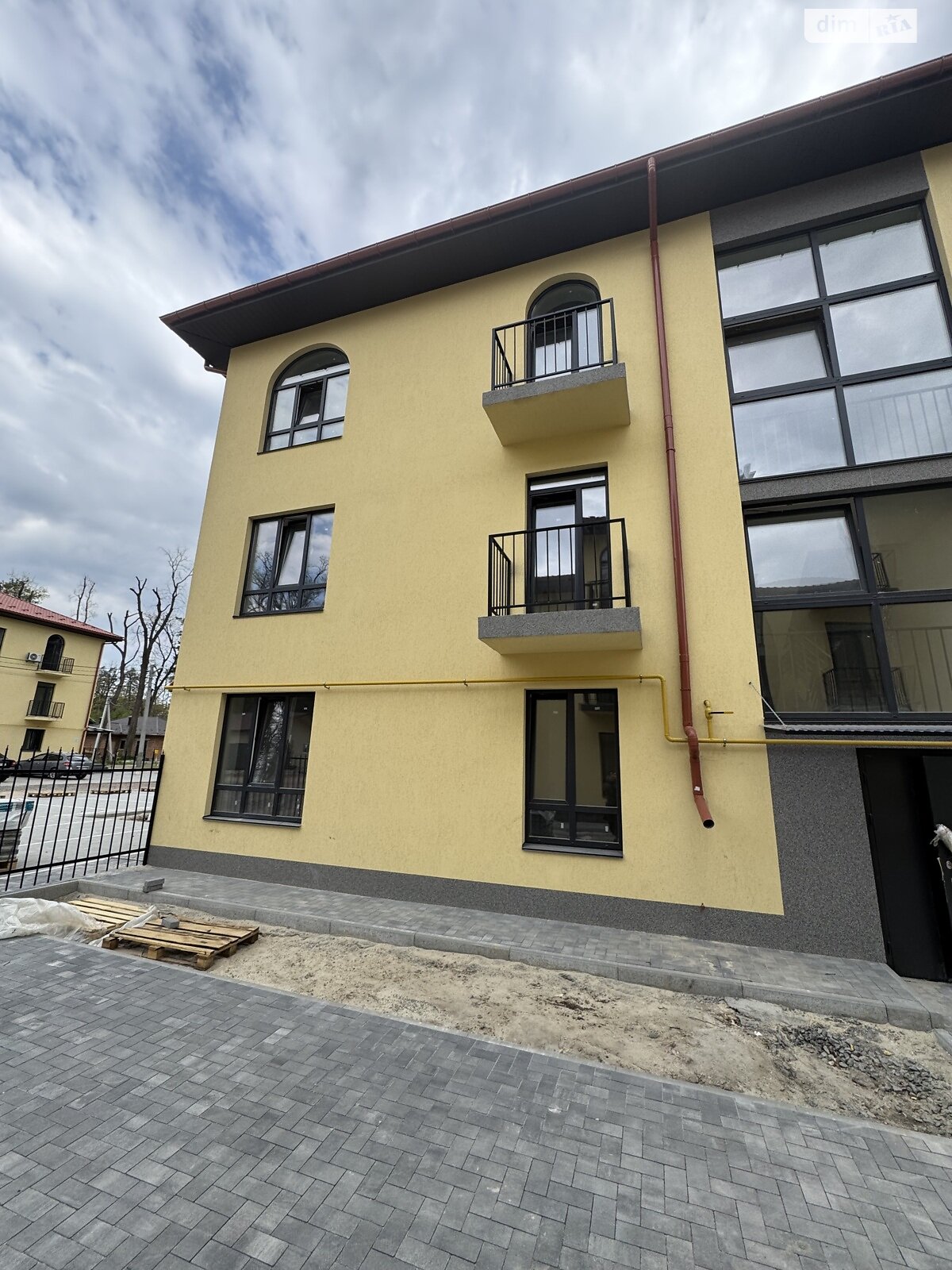 Продажа двухкомнатной квартиры в Ворзеле, на ул. Кленовая 45А, кв. 5, фото 1 Продажа двухкомнатной квартиры в Ворзеле, на ул. Кленовая 45А, кв. 5, фото 1