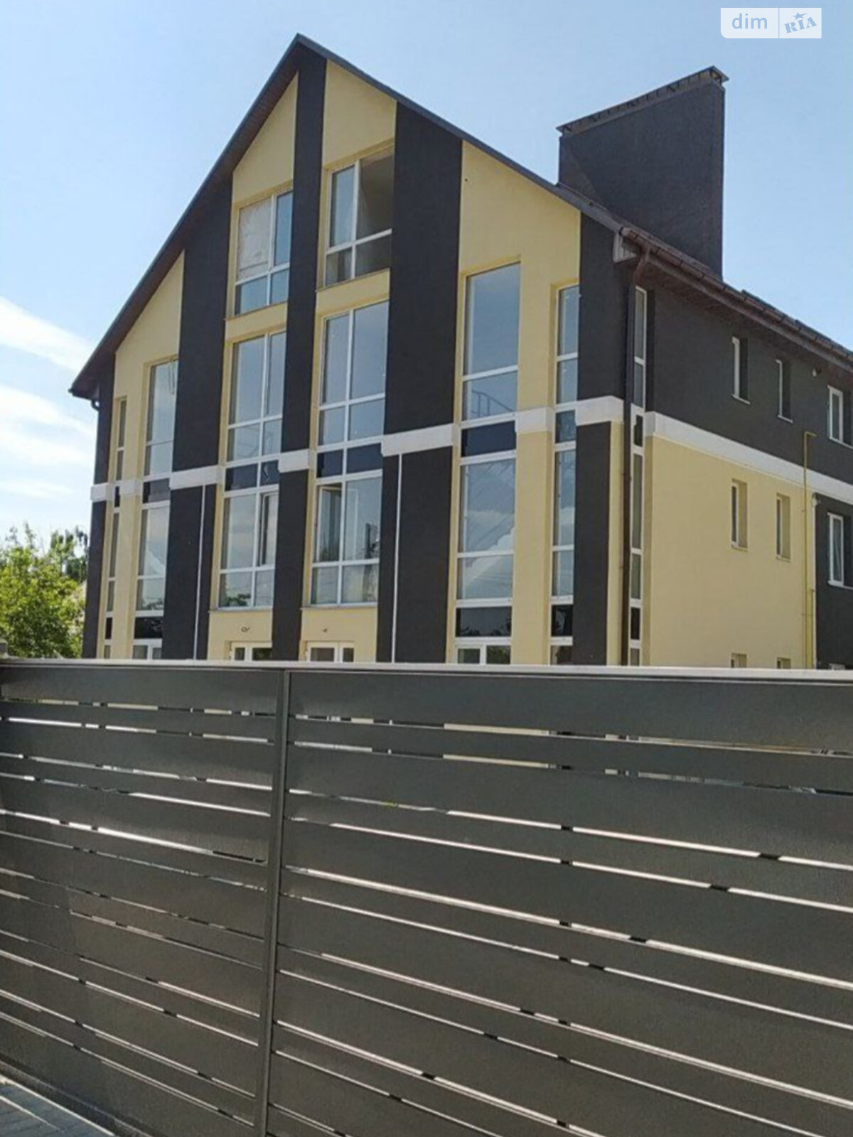 Продажа четырехкомнатной квартиры в Ворзеле, на ул. Молодёжная 85, фото 1 Продажа четырехкомнатной квартиры в Ворзеле, на ул. Молодёжная 85, фото 1