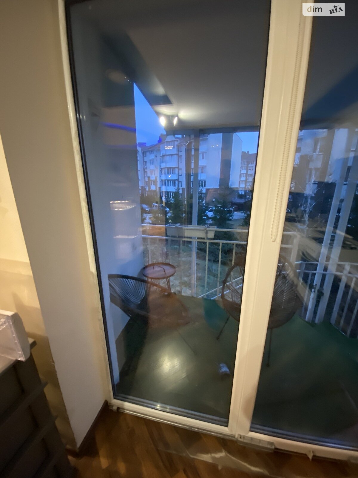 Продаж трикімнатної квартири в Ворзелі, на вул. Павла Чубинського 10, кв. 40, фото 1 Продаж трикімнатної квартири в Ворзелі, на вул. Павла Чубинського 10, кв. 40, фото 1