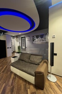 Продаж трикімнатної квартири в Ворзелі, на вул. Павла Чубинського 10, кв. 40, фото 2